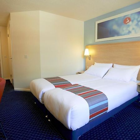 Travelodge Glasgow Airport Hotel Zewnętrze zdjęcie