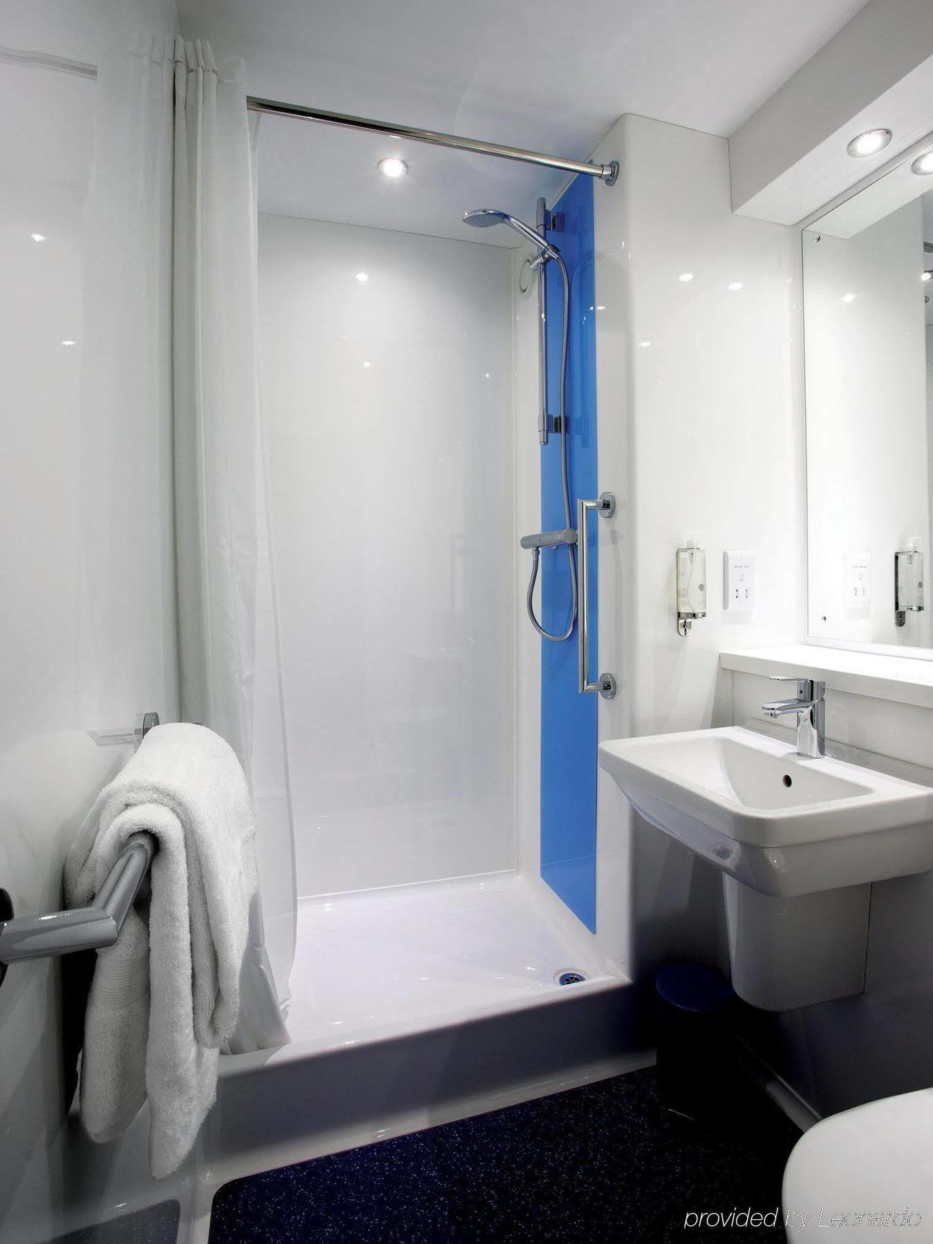 Travelodge Glasgow Airport Hotel Zewnętrze zdjęcie