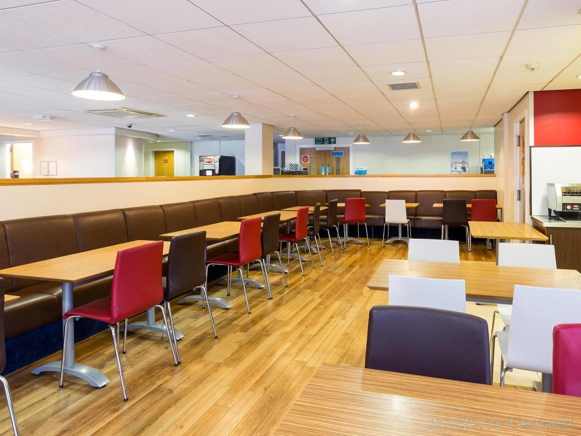 Travelodge Glasgow Airport Hotel Zewnętrze zdjęcie