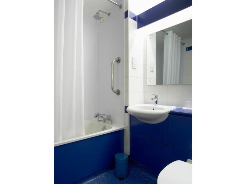 Travelodge Glasgow Airport Hotel Zewnętrze zdjęcie