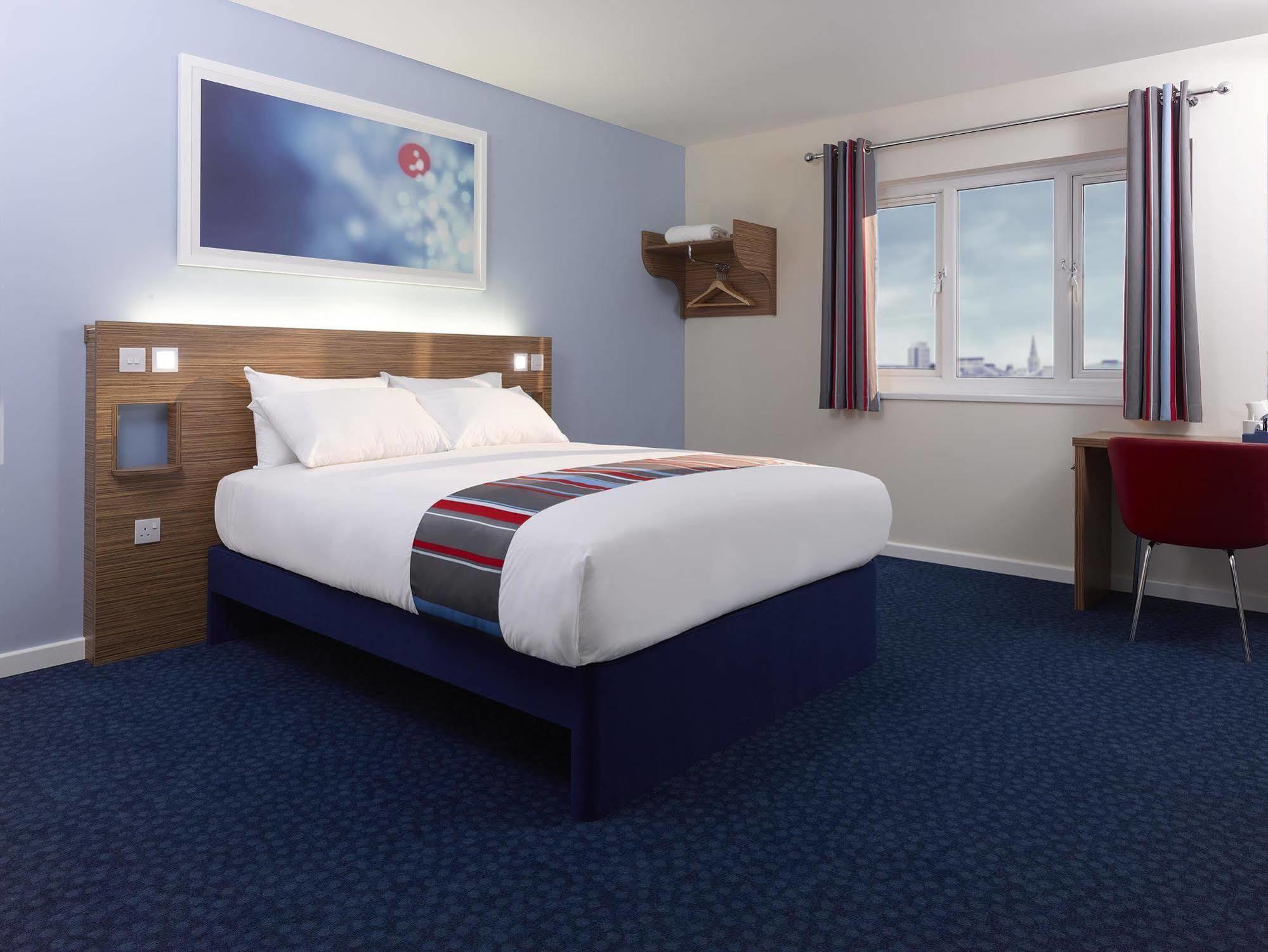 Travelodge Glasgow Airport Hotel Zewnętrze zdjęcie
